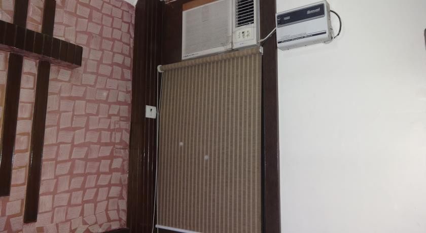 Hotel Yatri International New Delhi Buitenkant foto